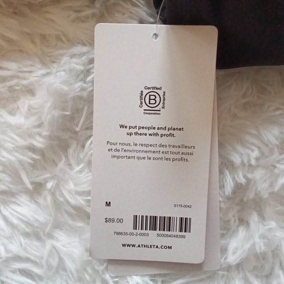 Athleta Transcend Capri NWT Medium - Picture 6 of 6